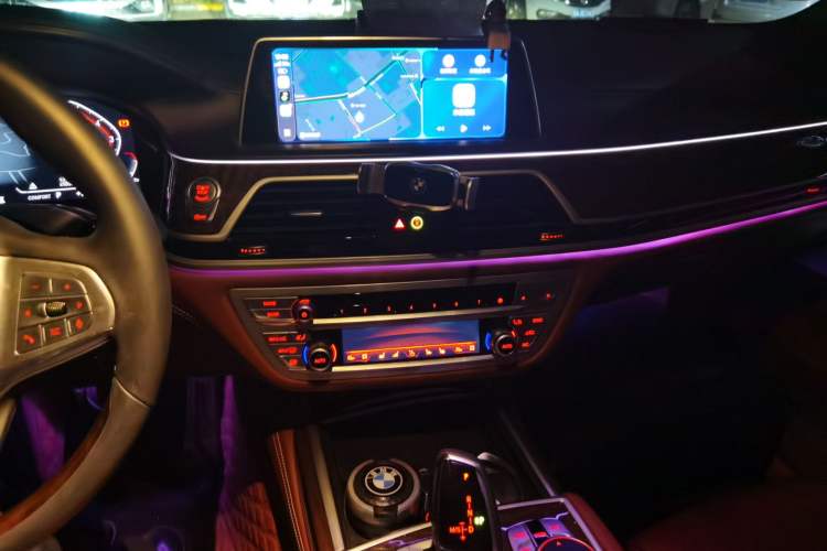 Used BMW 7 Series 2019 740Li xDrive Executive M Sport Package Audio And AC Panel