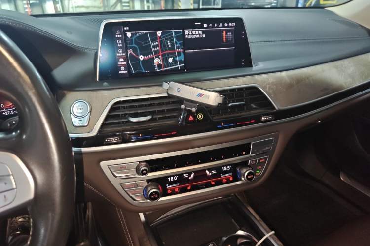 Used BMW 7 Series 2019 740Li Leading Edition Luxury Package Audio And AC Panel