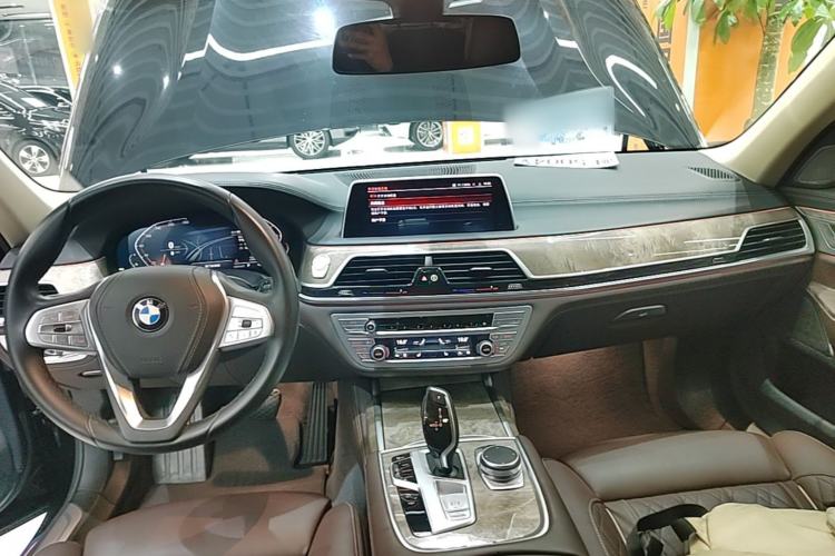 Used BMW 7 Series 2019 Restyled 740Li Leading Luxury Package Center Console