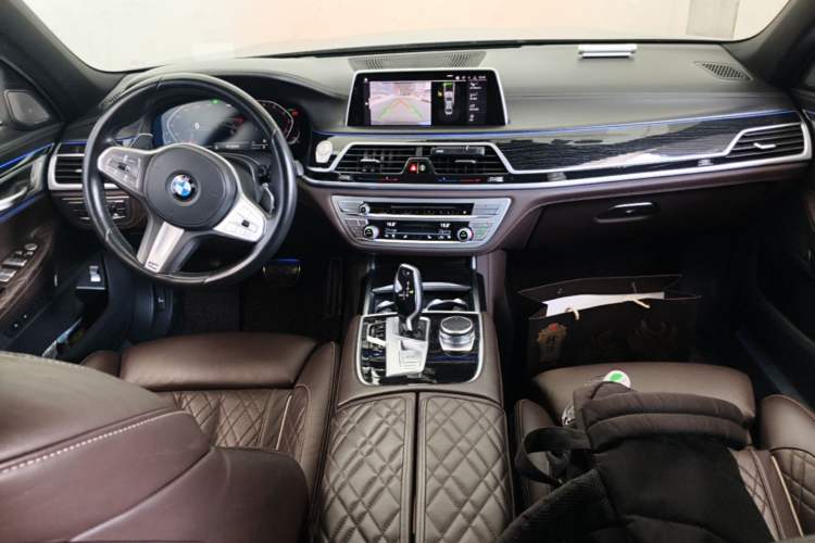 Used BMW 7 Series 2019 740Li Leading Model M Sport Package Center Console