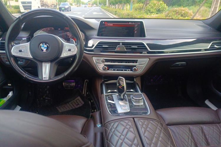 Used BMW 7 Series 2019 Restyled 740Li Leading Edition M Sport Package Center Console