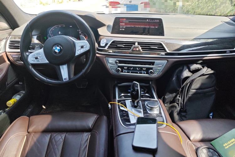 Used BMW 7 Series 2019 740Li Leading Model M Sport Package Center Console