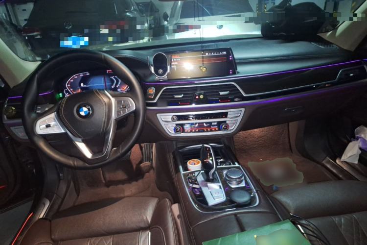 Used BMW 7 Series 2019 730Li Luxury Package Center Console