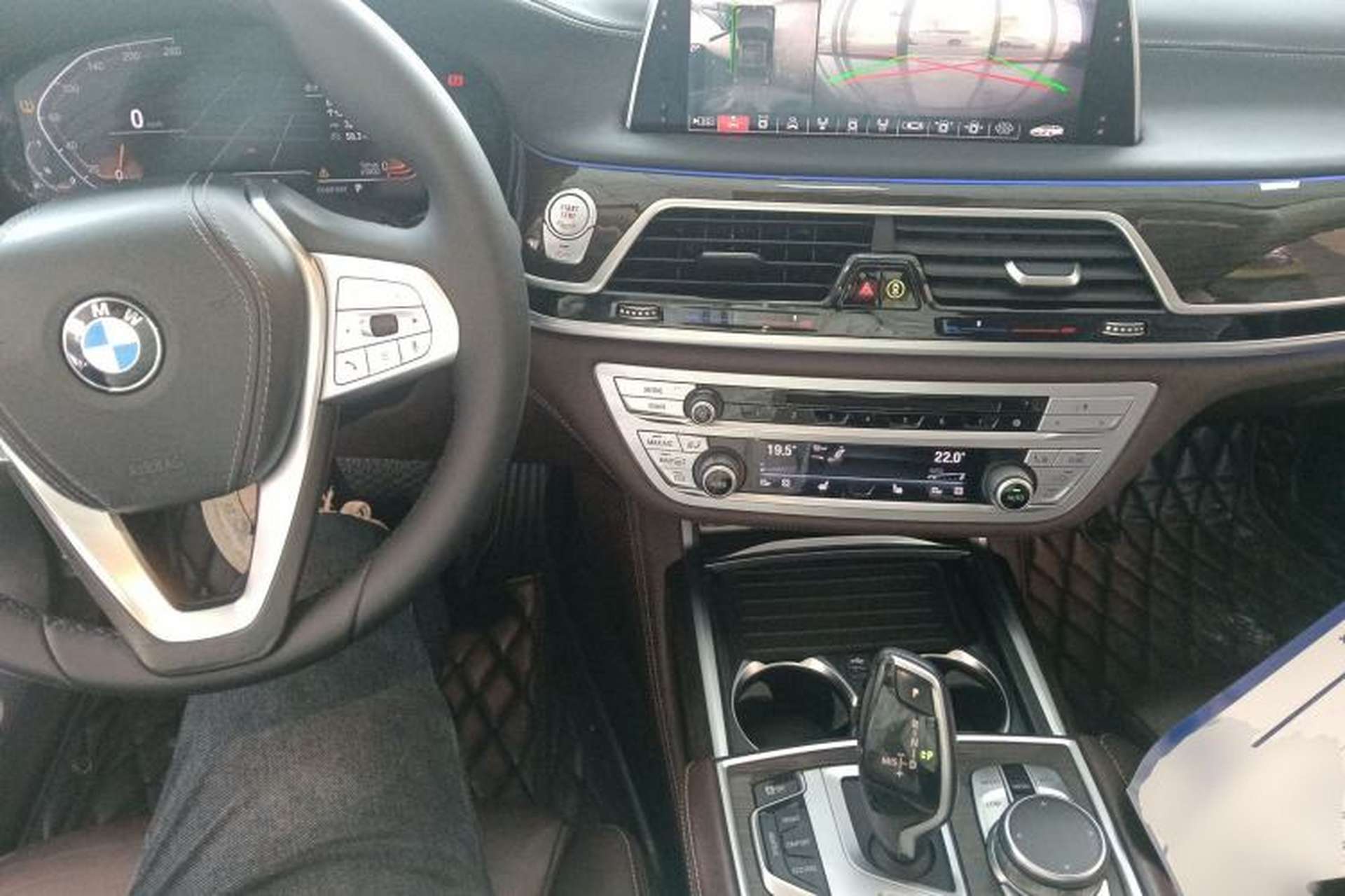Used BMW 7 Series 2019 730Li Luxury Package Center Console