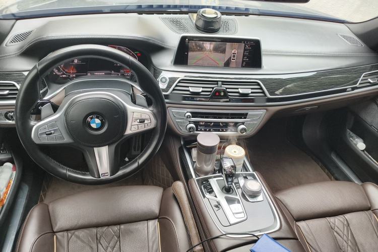Used BMW 7 Series 2019 730Li M Sport Package Center Console