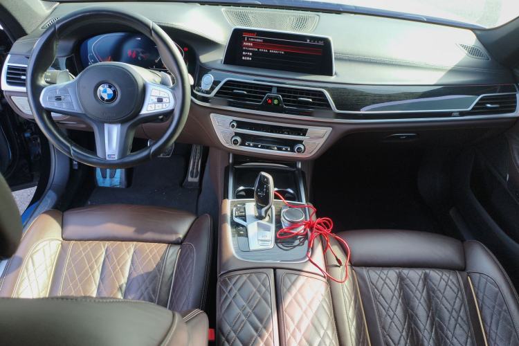 Used BMW 7 Series 2019 740Li Leading Model M Sport Package Center Console