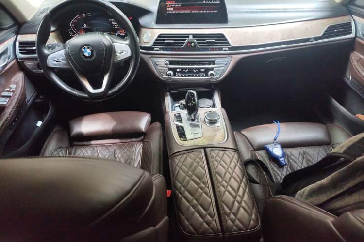 Used BMW 7 Series 2019 740Li Leading Edition Luxury Package Center Console