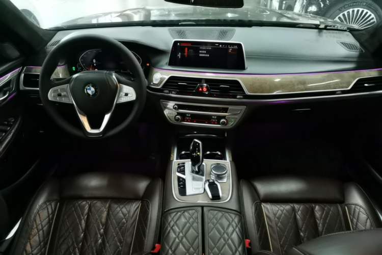 Used BMW 7 Series 2019 Restyled 740Li Leading Luxury Package Center Console