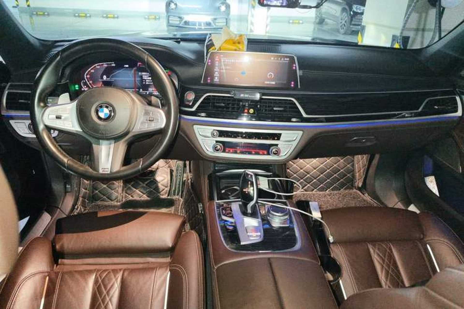 Used BMW 7 Series 2019 730Li M Sport Package Center Console
