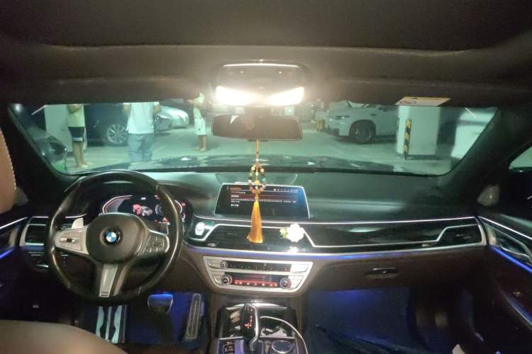 Used BMW 7 Series 2019 Restyled 740Li Leading Edition M Sport Package Center Console