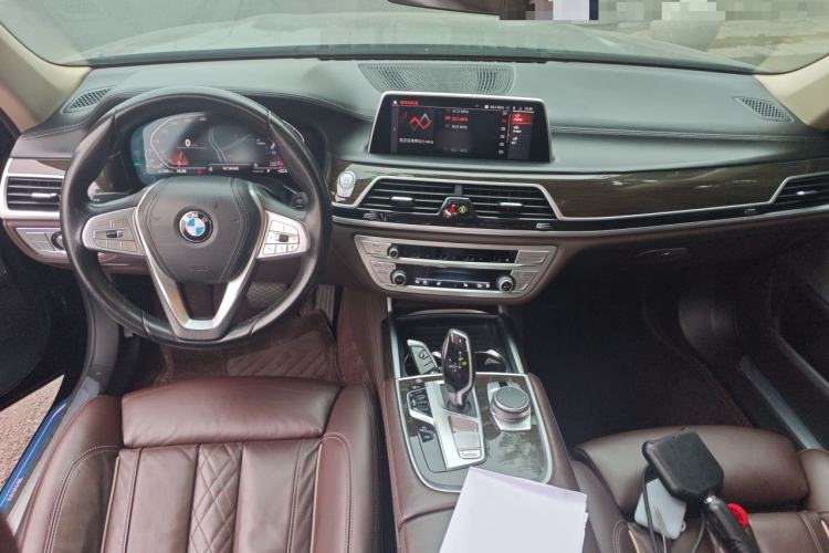 Used BMW 7 Series 2019 730Li Luxury Package Center Console