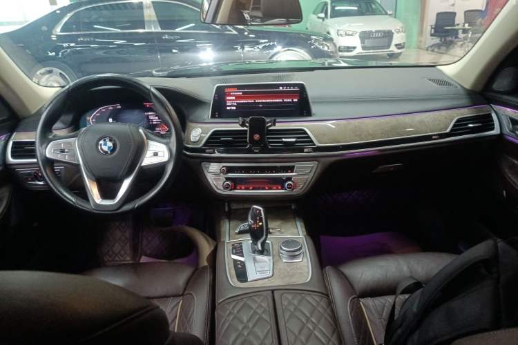 Used BMW 7 Series 2019 Restyled 740Li Leading Luxury Package Center Console