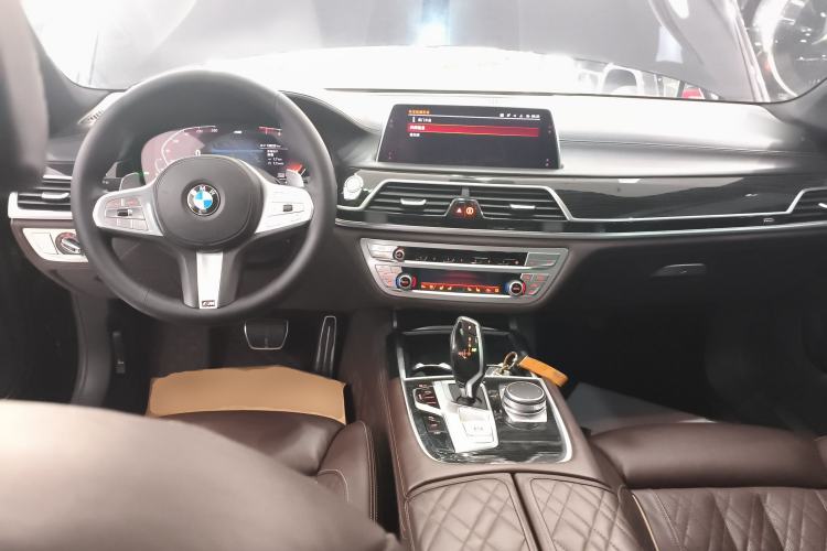 Used BMW 7 Series 2019 Restyled 740Li Leading Edition M Sport Package Center Console