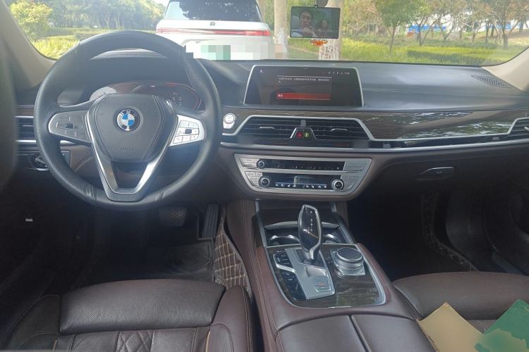 Used BMW 7 Series 2019 Updated 730Li Luxury Package Center Console