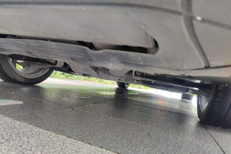 Used BMW 7 Series 2019 730Li M Sport Package Chassis Rear Right