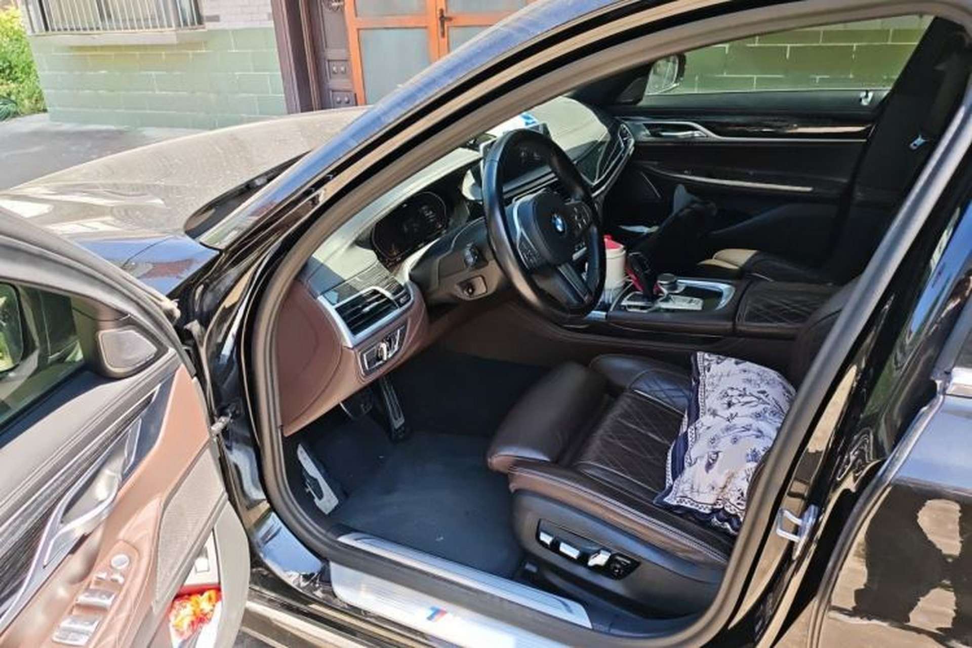 Used BMW 7 Series 2019 Restyled 740Li Leading Edition M Sport Package Driver Seat