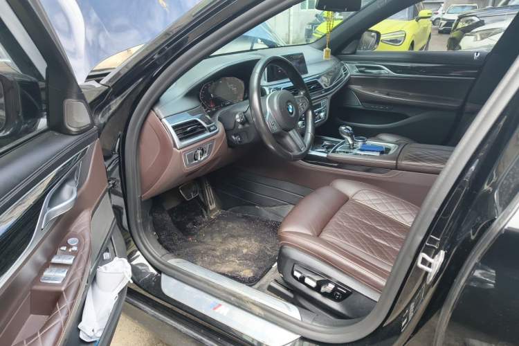 Used BMW 7 Series 2019 740Li Luxury Edition M Sport Package Driver Seat