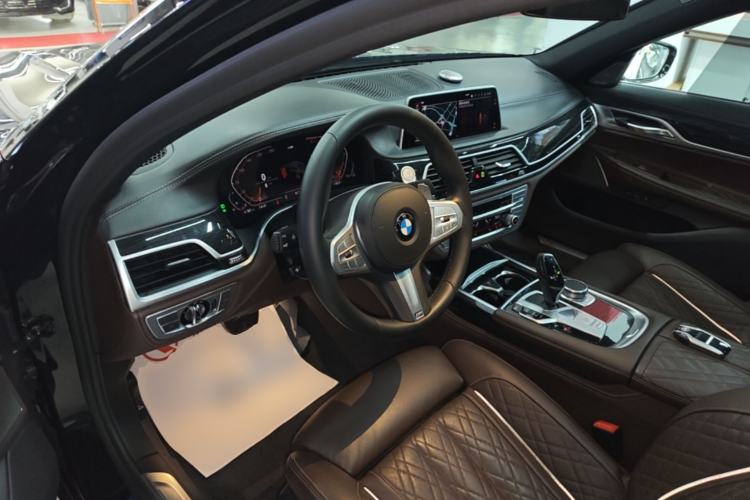 Used BMW 7 Series 2019 Restyled 740Li Leading Edition M Sport Package Driver Seat