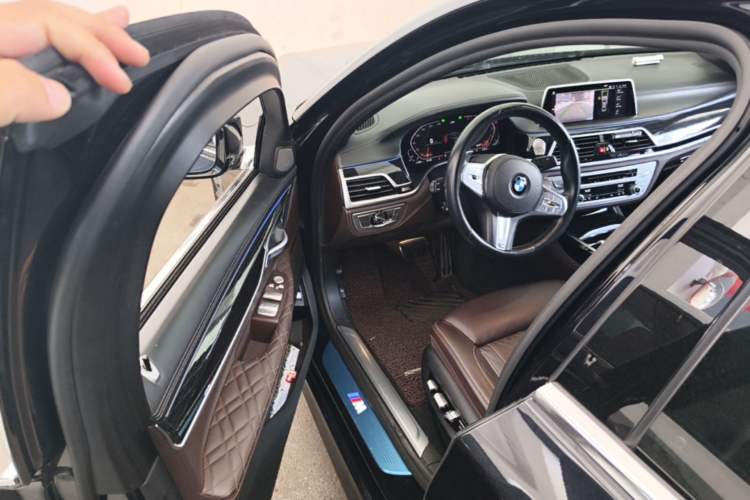 Used BMW 7 Series 2019 740Li Leading Model M Sport Package Driver Seat