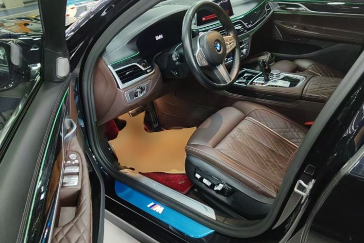 Used BMW 7 Series 2019 Restyled 740Li Leading Edition M Sport Package Driver Seat