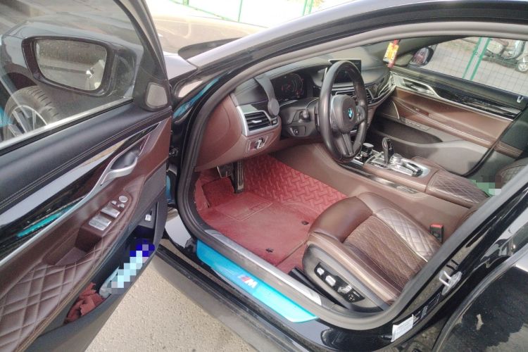 Used BMW 7 Series 2019 Restyled 740Li Leading Edition M Sport Package Driver Seat
