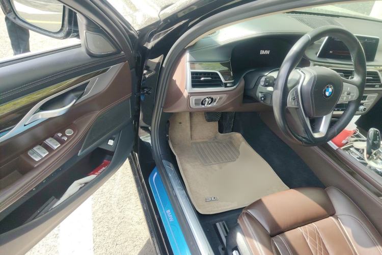Used BMW 7 Series 2019 730Li Luxury Package Driver Seat