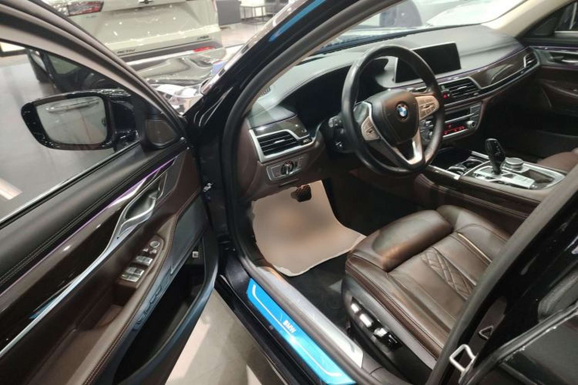 Used BMW 7 Series 2019 Updated 730Li Luxury Package Driver Seat