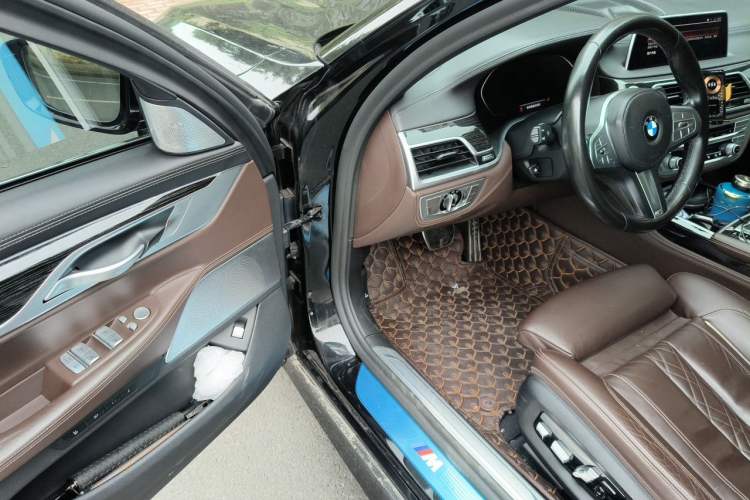 Used BMW 7 Series 2019 730Li M Sport Package Driver Seat