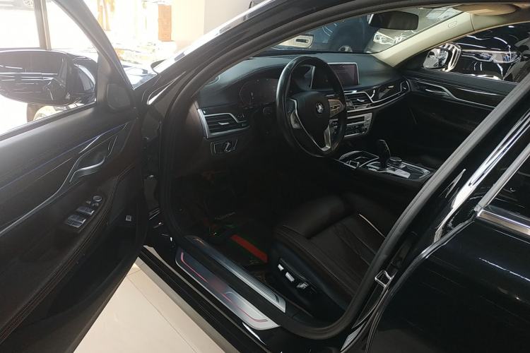 Used BMW 7 Series 2019 Updated 730Li Luxury Package Driver Seat