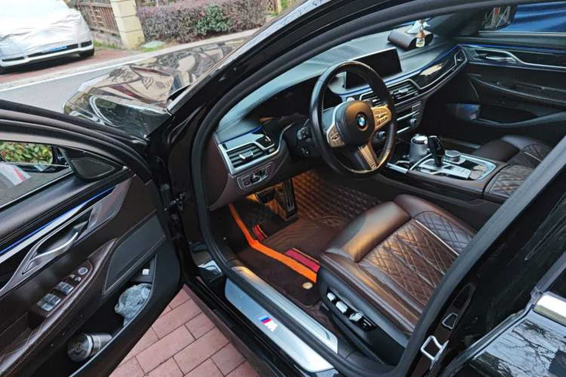 Used BMW 7 Series 2019 Restyled 740Li Leading Edition M Sport Package Driver Seat