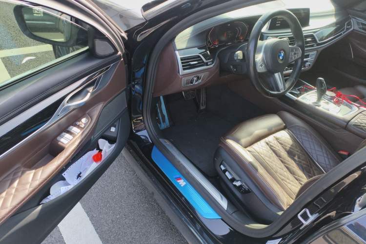 Used BMW 7 Series 2019 740Li Leading Model M Sport Package Driver Seat