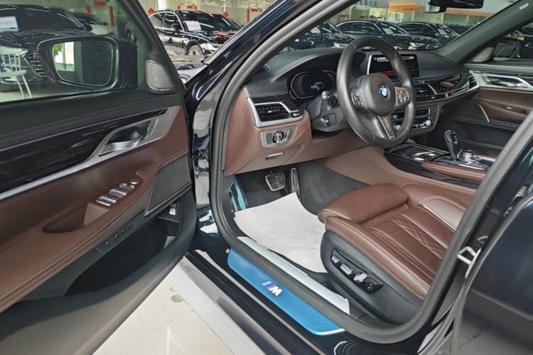 Used BMW 7 Series 2019 730Li M Sport Package Driver Seat