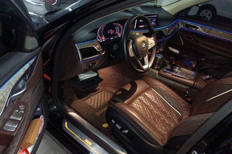 Used BMW 7 Series 2019 Restyled 740Li Leading Luxury Package Driver Seat