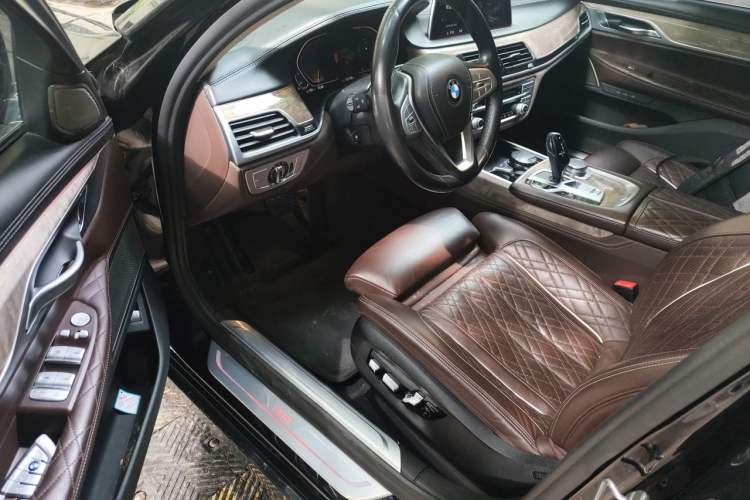 Used BMW 7 Series 2019 740Li Leading Edition Luxury Package Driver Seat