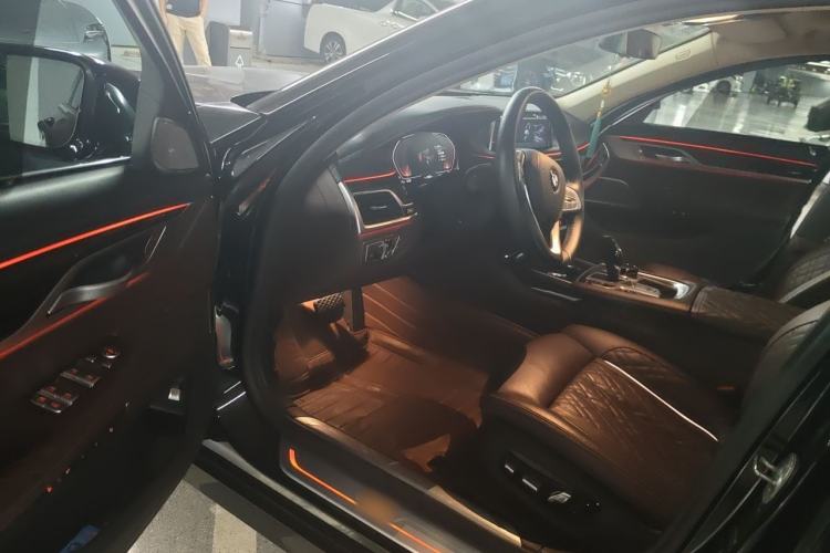 Used BMW 7 Series 2019 Updated 740Li Luxury Package Premium Edition Driver Seat