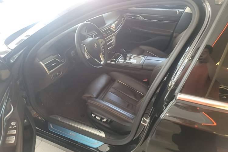 Used BMW 7 Series 2019 Updated 730Li Luxury Package Driver Seat