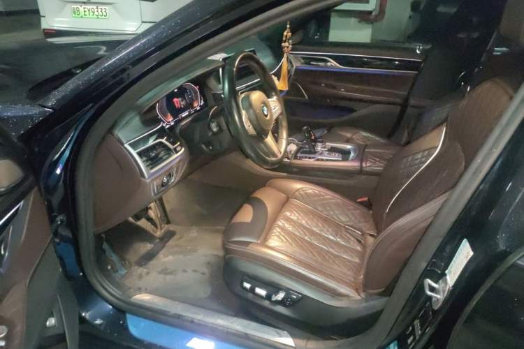 Used BMW 7 Series 2019 Restyled 740Li Leading Edition M Sport Package Driver Seat