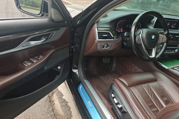 Used BMW 7 Series 2019 730Li Luxury Package Driver Seat