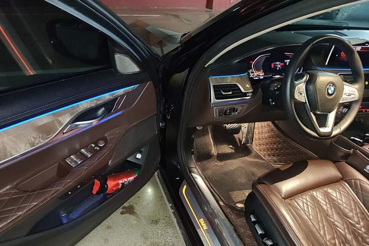 Used BMW 7 Series 2019 740Li Leading Edition Luxury Package Driver Seat