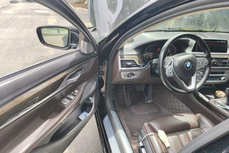 Used BMW 7 Series 2019 Updated 730Li Luxury Package Driver Seat