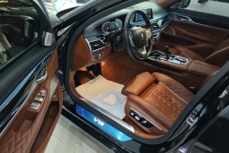 Used BMW 7 Series 2019 Refresh M760Li xDrive V12 Luxury Package Driver Seat