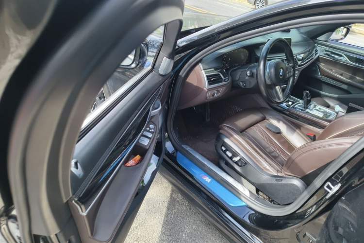 Used BMW 7 Series 2019 730Li M Sport Package Driver Seat
