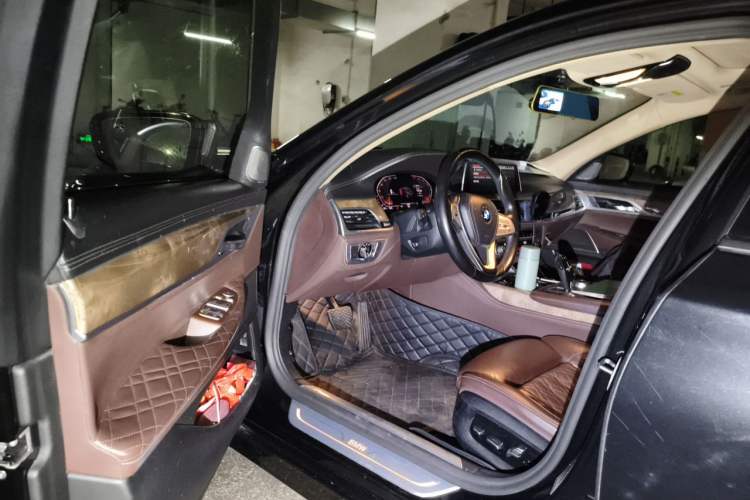 Used BMW 7 Series 2019 Restyled 740Li Leading Luxury Package Driver Seat