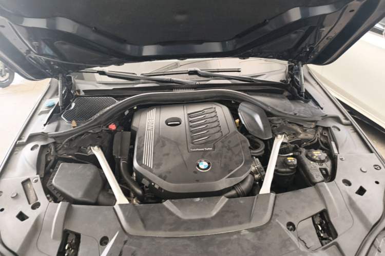Used BMW 7 Series 2019 740Li Leading Model M Sport Package Engine Bay