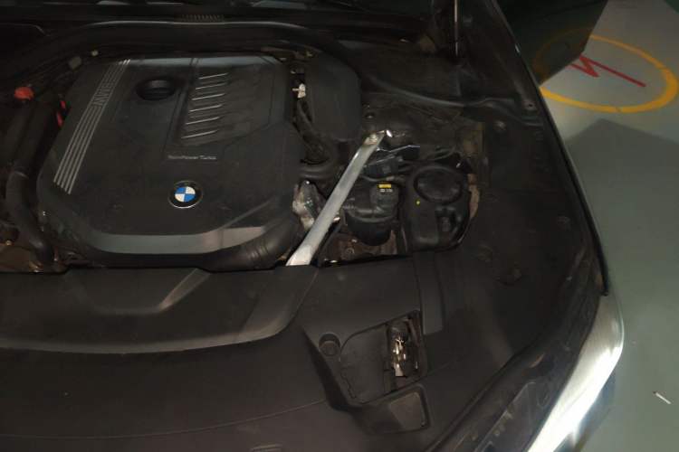 Used BMW 7 Series 2019 Restyled 740Li Leading Luxury Package Engine Bay Left