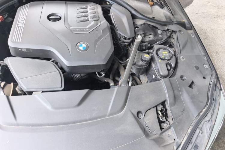 Used BMW 7 Series 2019 730Li M Sport Package Engine Bay Left