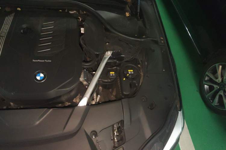 Used BMW 7 Series 2019 740Li Leading Model M Sport Package Engine Bay Left