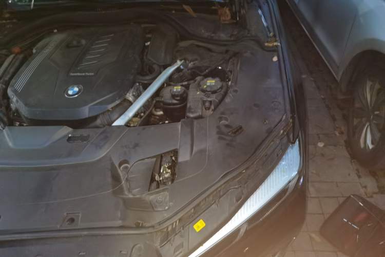 Used BMW 7 Series 2019 740Li xDrive Executive M Sport Package Engine Bay Left