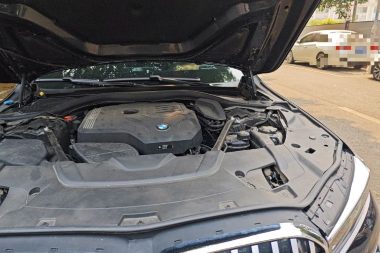 Used BMW 7 Series 2019 730Li M Sport Package Engine Bay Left