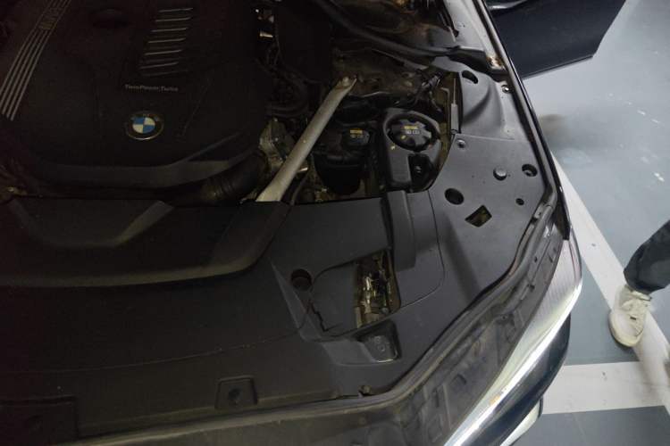 Used BMW 7 Series 2019 740Li Leading Model M Sport Package Engine Bay Left